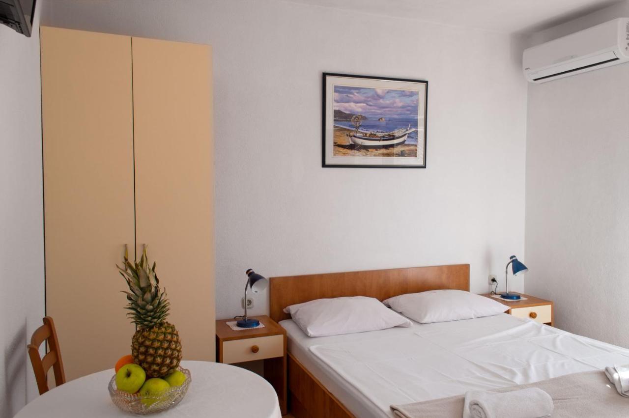 Niko Apartments Drvenik  Extérieur photo