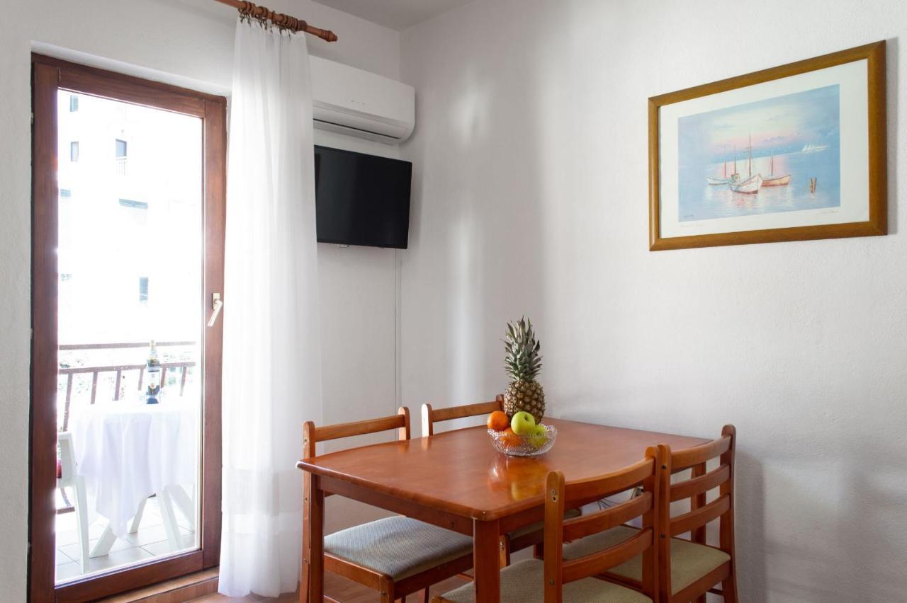 Niko Apartments Drvenik  Extérieur photo